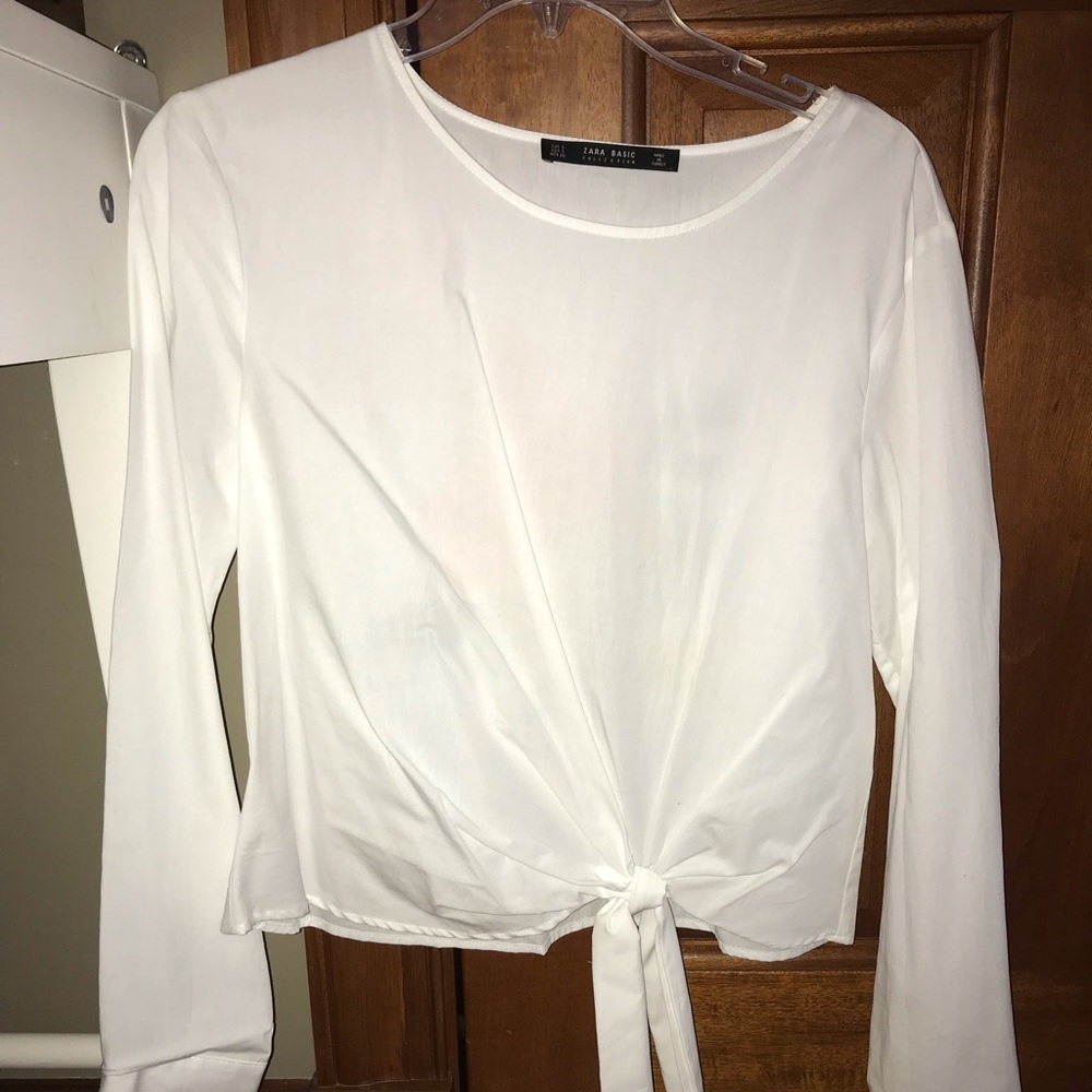 Top - Picture 2 of 2